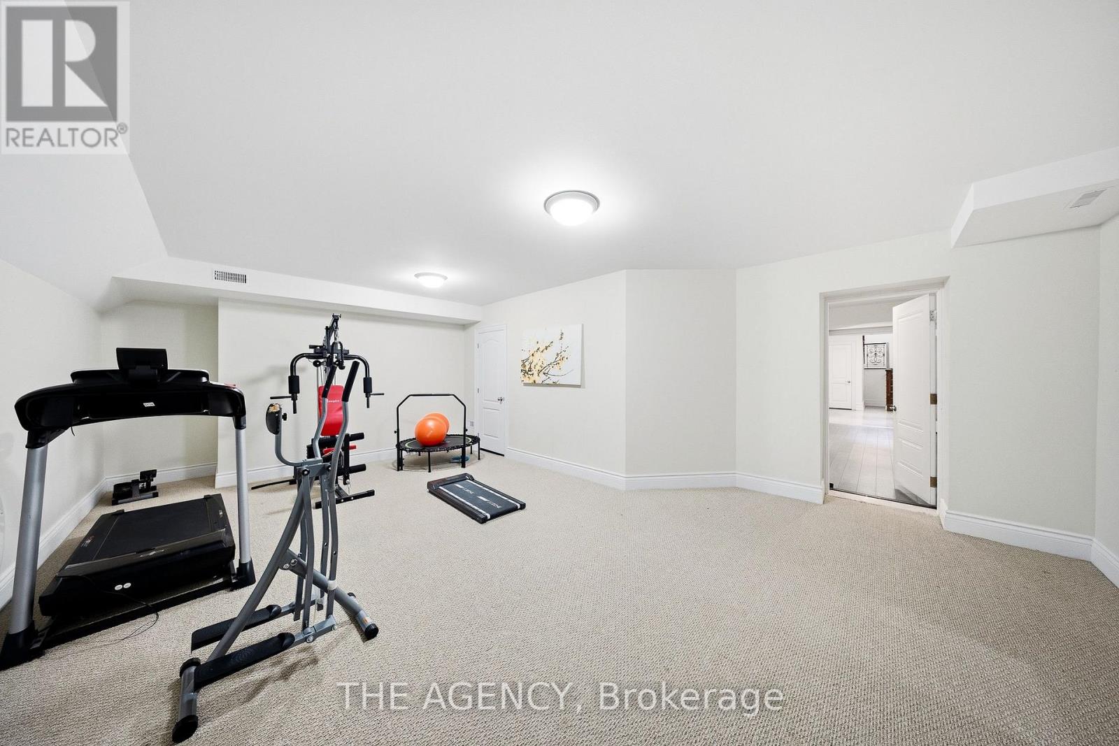 1098 Lakeshore Road West, Oakville, ON photo 35