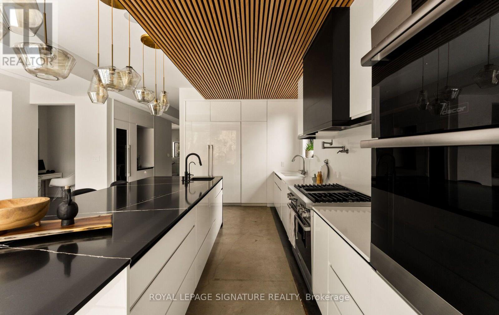 25 Eagle Road, Toronto, ON photo 19