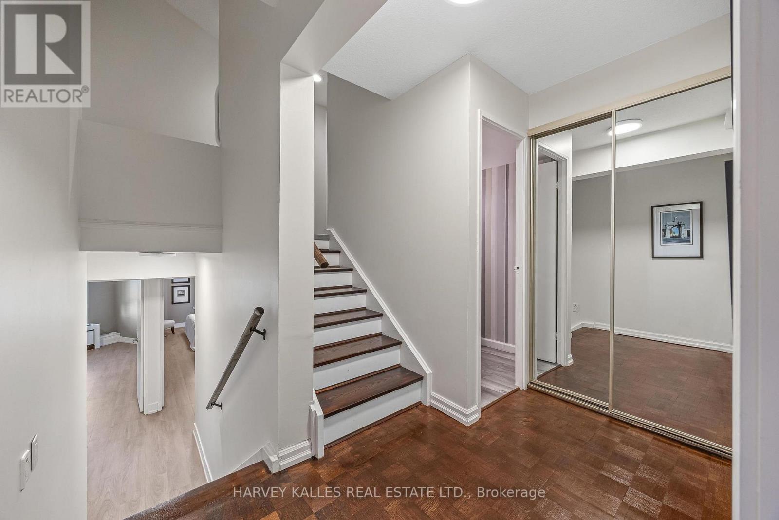 C32- 300 Mill Road, Toronto, ON photo 12
