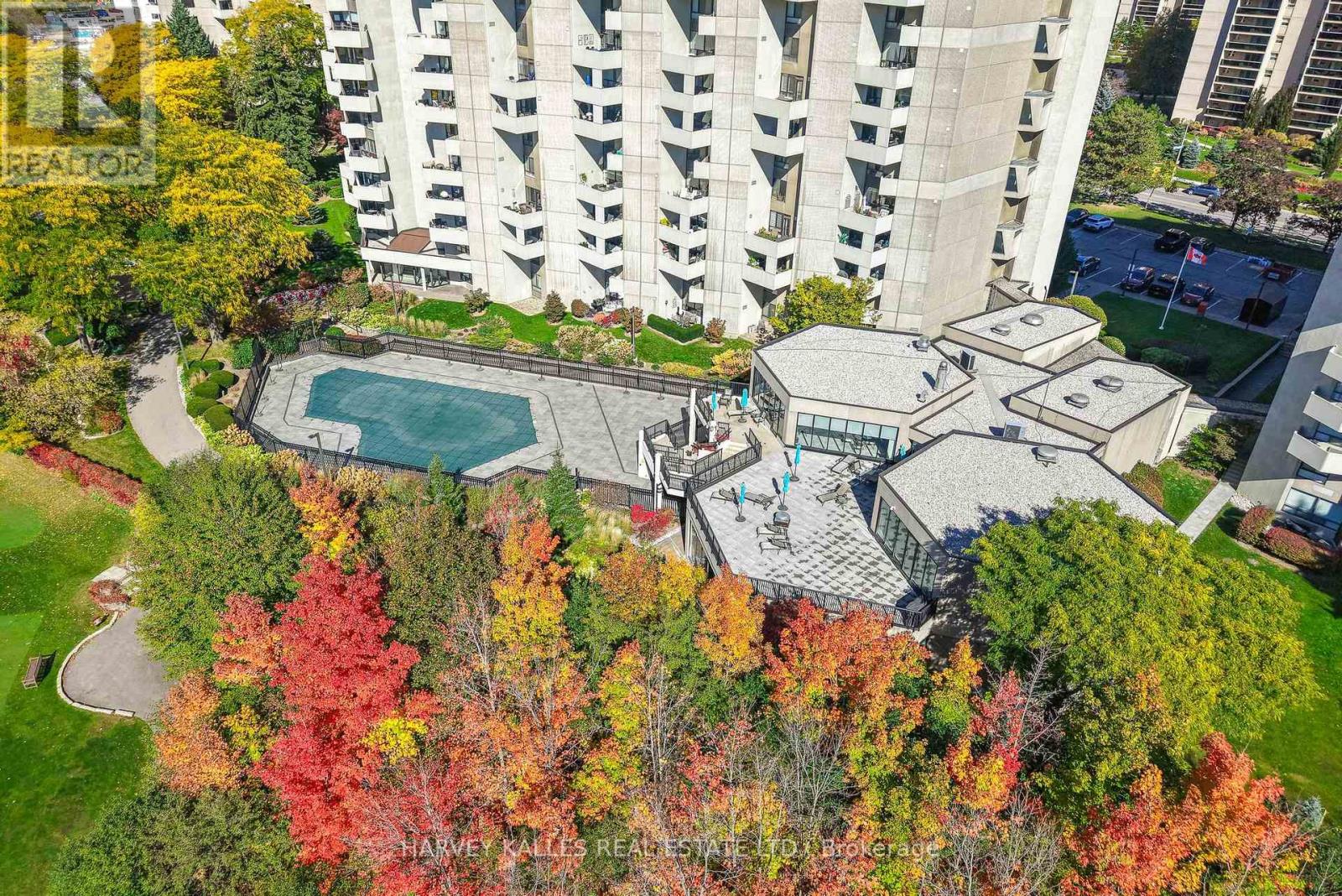 C32- 300 Mill Road, Toronto, ON photo 25