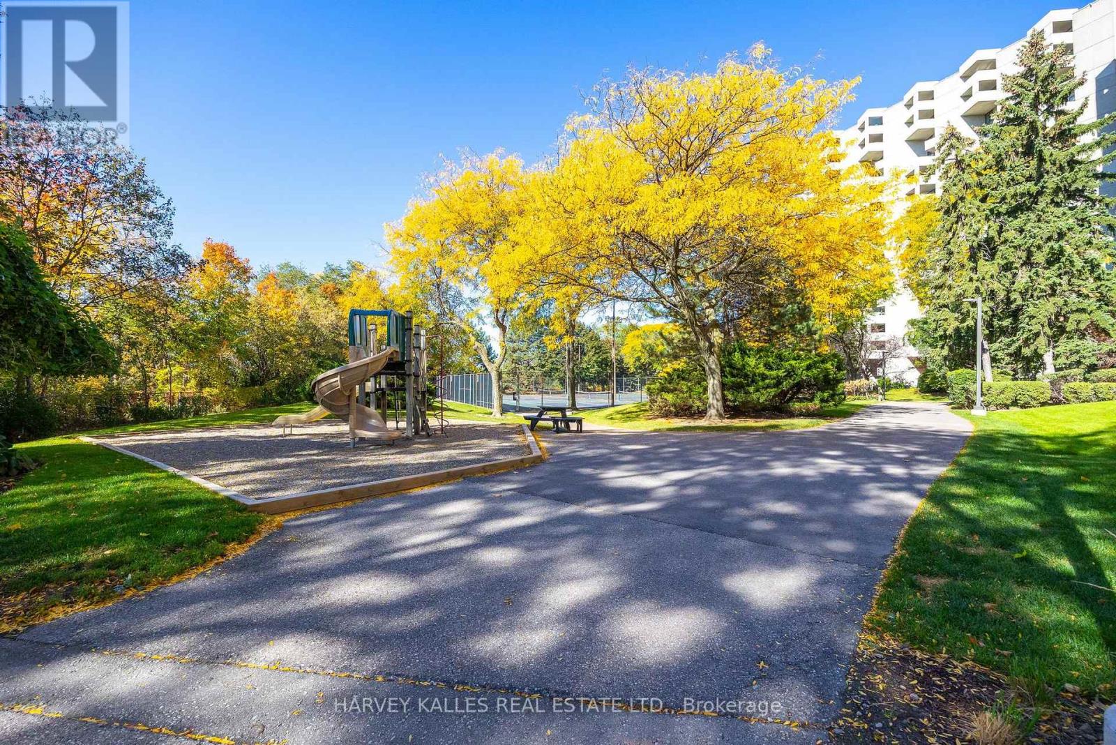 C32- 300 Mill Road, Toronto, ON photo 32
