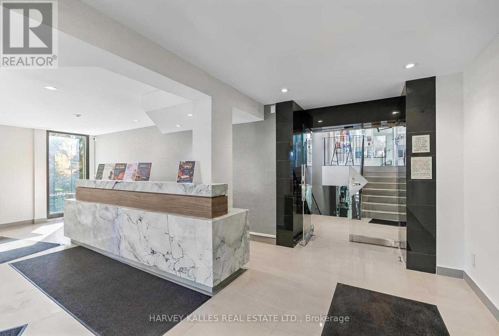 C32- 300 Mill Road, Toronto, ON photo 37