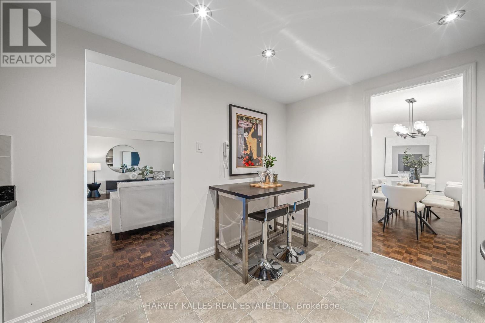 C32- 300 Mill Road, Toronto, ON photo 9