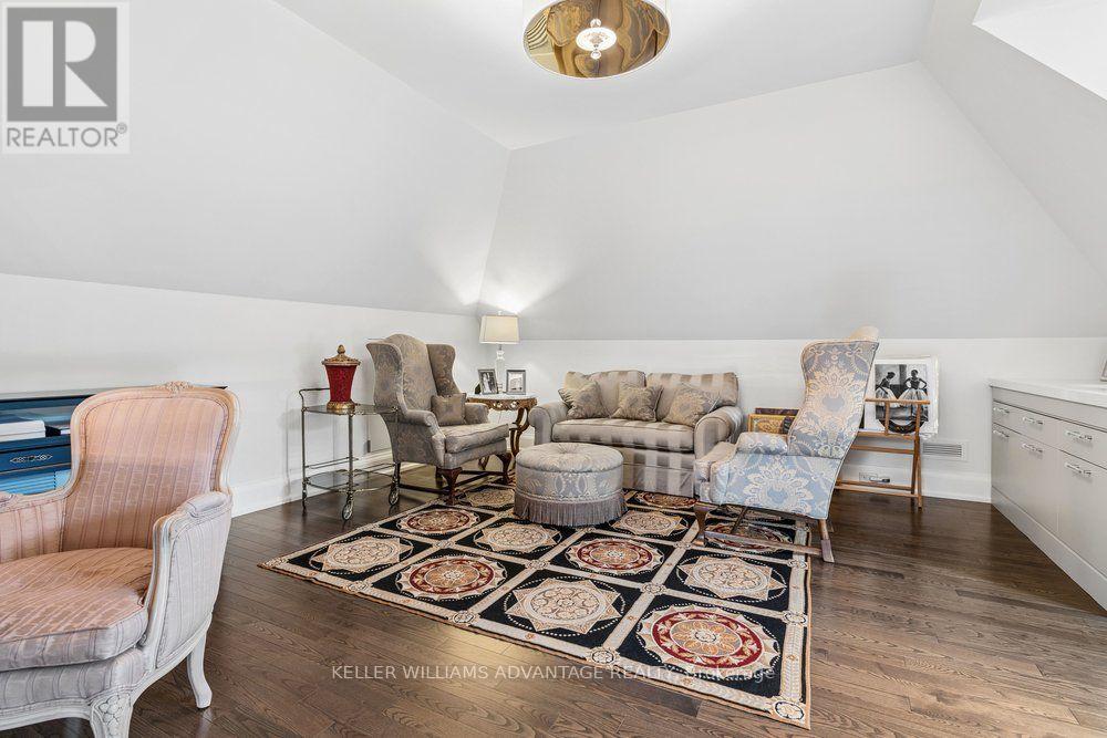 8 Wilgar Road, Toronto, ON photo 32