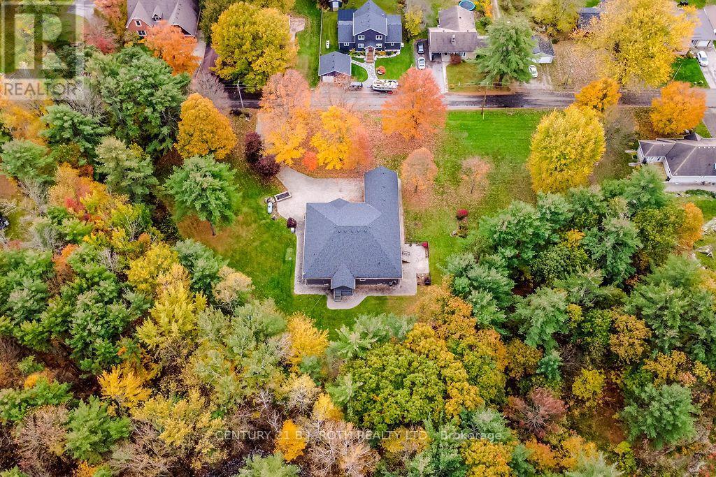 COWBELL Lane, Gravenhurst, ON photo 3