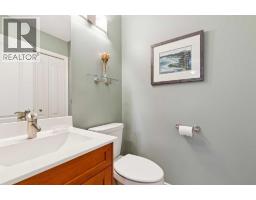 121 Sierra Morena Green Sw, Calgary, AB T3H3E4 Photo 25