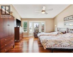 121 Sierra Morena Green Sw, Calgary, AB T3H3E4 Photo 20