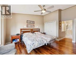 121 Sierra Morena Green Sw, Calgary, AB T3H3E4 Photo 21