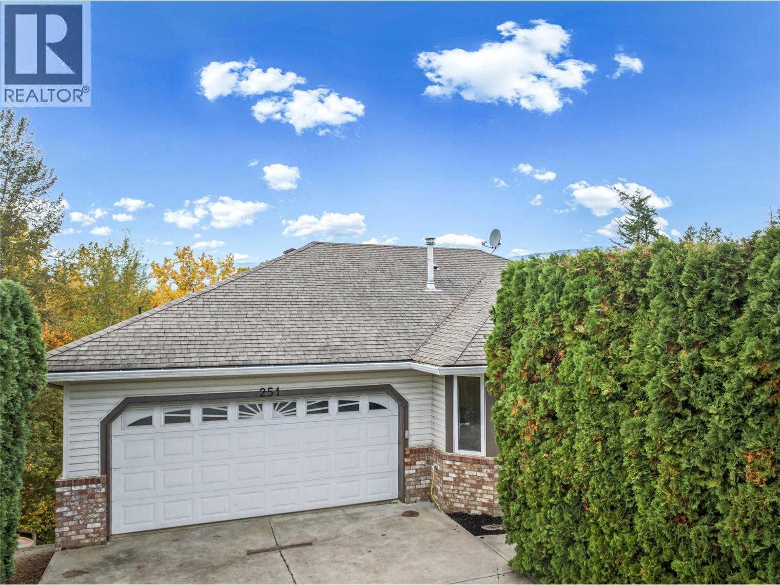  251 17 Street Southeast, Salmon Arm
