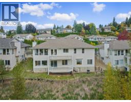 3pc Ensuite bath - 251 17 Street Se, Salmon Arm, BC V1E1R7 Photo 6
