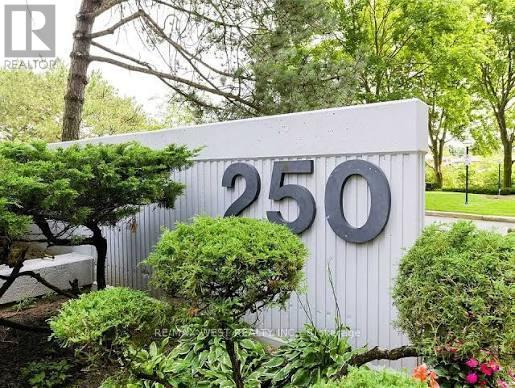 Photo of 250 Scarlett Road