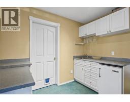 251 17 Street Se, Salmon Arm, BC V1E1R7 Photo 56