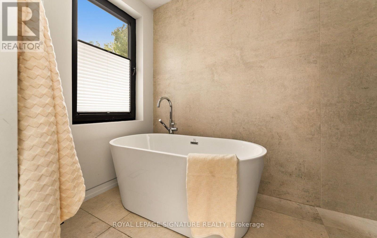 25 Eagle Road, Toronto, ON photo 32