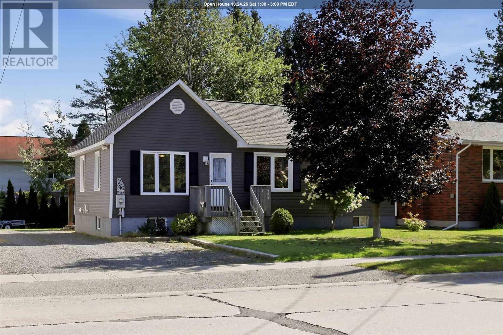 Property for sale at 435 Chambers AVE