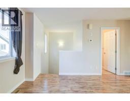 2, 105 Silkstone Road W, Lethbridge, AB T1J3A8 Photo 20