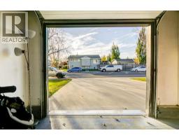 2, 105 Silkstone Road W, Lethbridge, AB T1J3A8 Photo 37