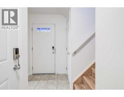 Kitchen - 2, 105 Silkstone Road W, Lethbridge, AB T1J3A8 Photo 7