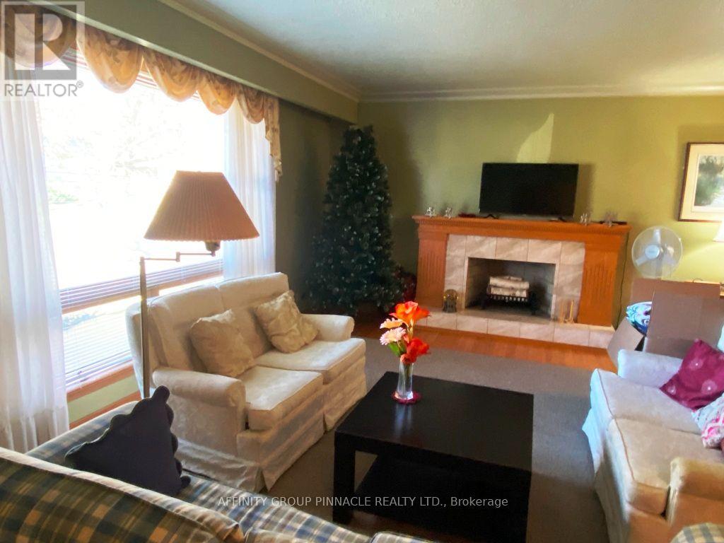 30 ADELAIDE STREET S - 9