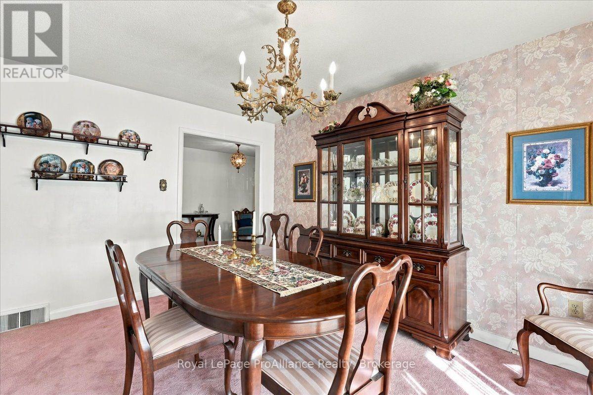 9 Parkview Heights, Quinte West, ON photo 17