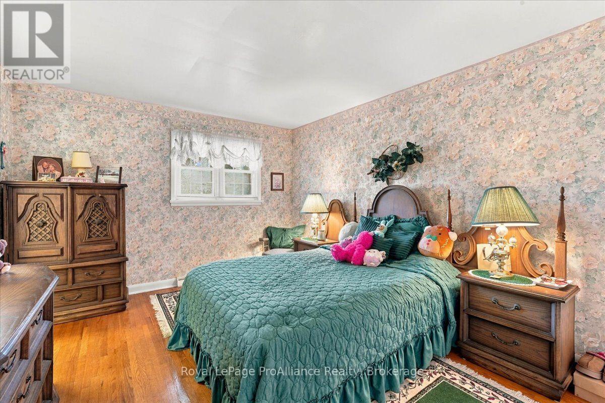 9 Parkview Heights, Quinte West, ON photo 34
