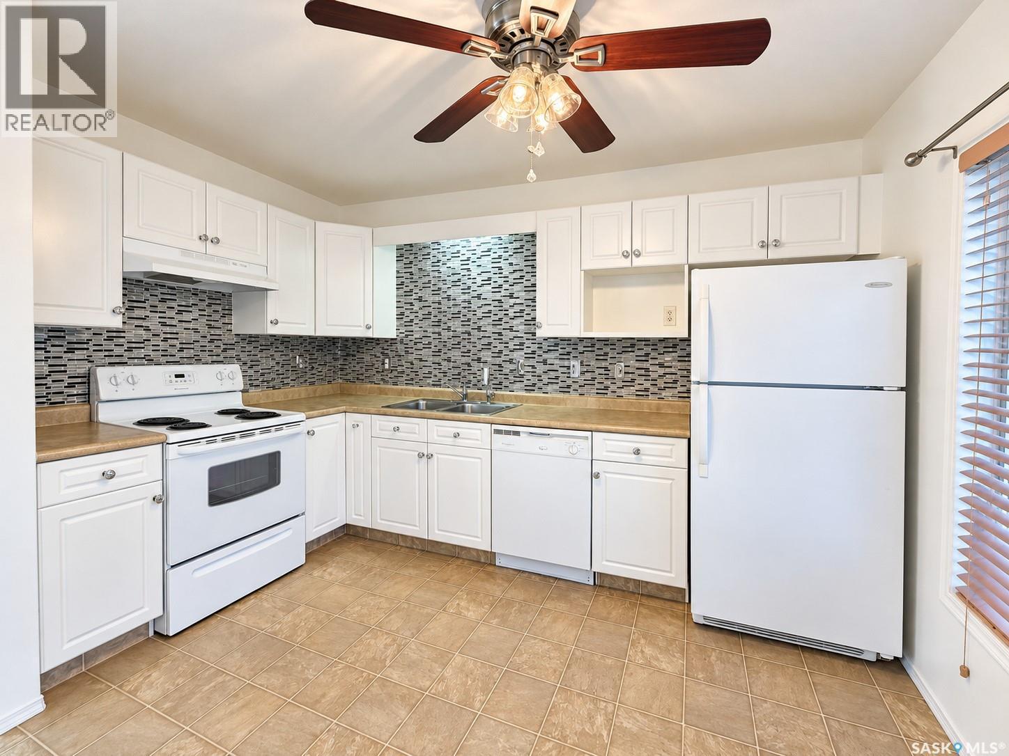 68 4901 CHILD AVENUE, Regina — photo 4