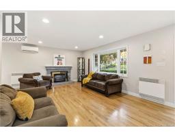 169 Hedgewood Drive, photo 11