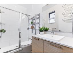 401 18505 Laurensen Place, Surrey, BC V4N6R7 Photo 14