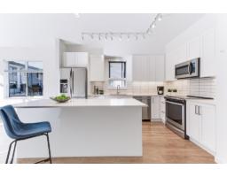 401 18505 Laurensen Place, Surrey, BC V4N6R7 Photo 8