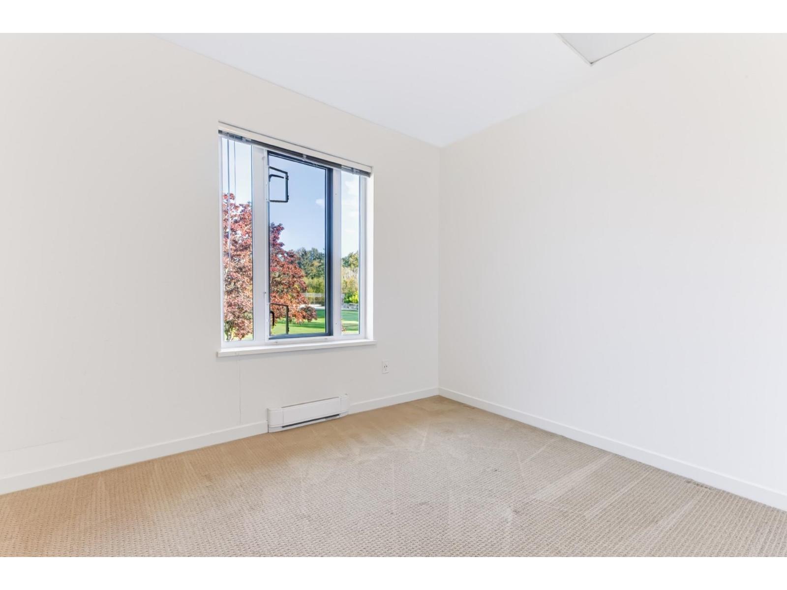 Photo of 401 18505 LAURENSEN PLACE 18