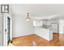 Kitchen - 101 Jewell Street, Red Deer, AB T4P3W3 Photo 9