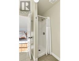 41 Harbour Drive thumbnail 30