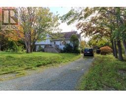 13 Green Ridge Place thumbnail 4