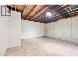 4 Douglasview Park Se, Calgary, AB T2Z2E9 Photo 21
