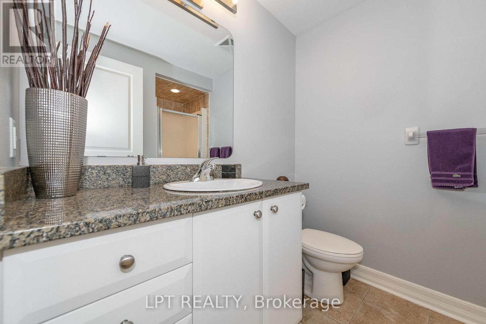 Condos for Sale in Ottawa – 305 – 200 BESSERER STREET, Ottawa – By Peter Sagos - Image 8