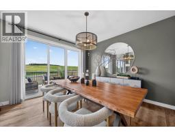 5pc Bathroom - 140 Fireside Close, Cochrane, AB T4C0R4 Photo 13