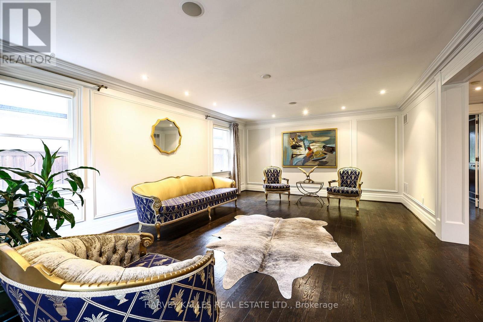 6 Penwood Crescent, Toronto, ON photo 7