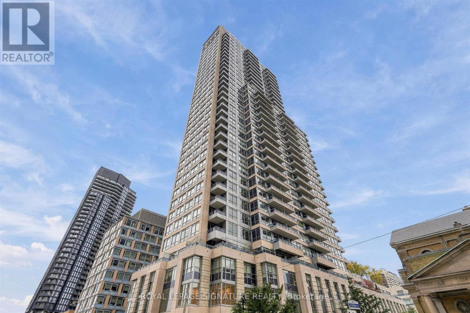 2009- 500 Sherbourne Street, Toronto, ON photo 31