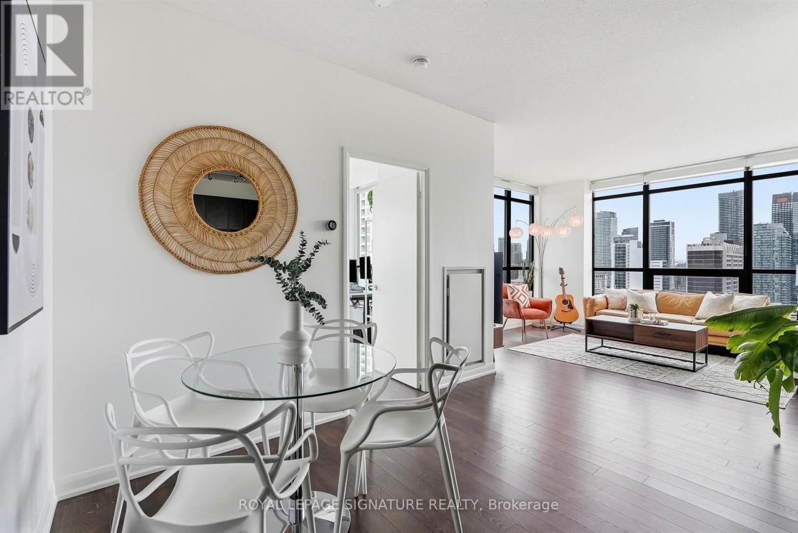 2009- 500 Sherbourne Street, Toronto, ON photo 7