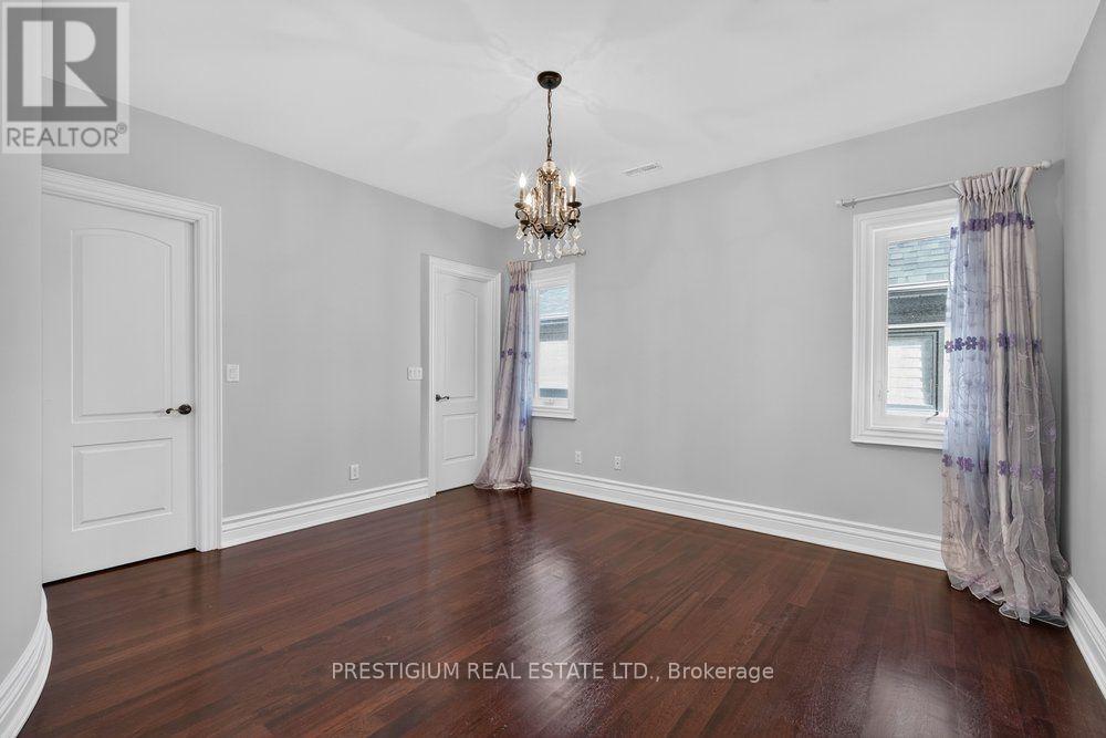 110 Munro Boulevard, Toronto, ON photo 30