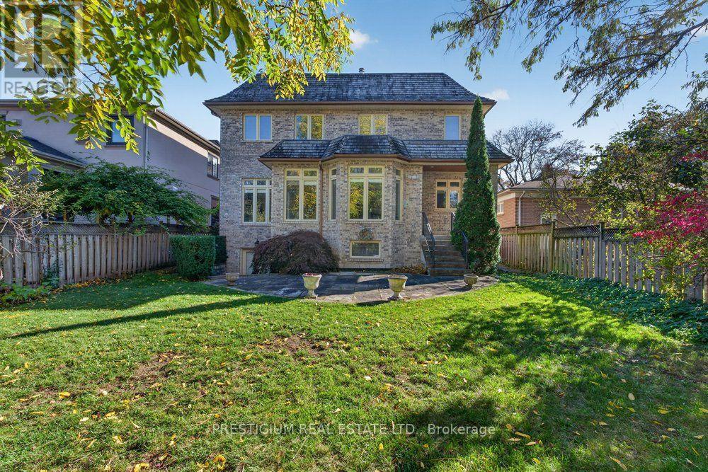 110 Munro Boulevard, Toronto, ON photo 47