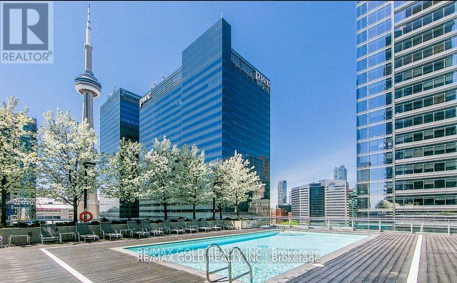 2811- 55 Bremner Boulevard, Toronto, ON photo 1