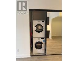 807 - 2369 Danforth Avenue, Toronto, ON M4C0B1 Photo 8