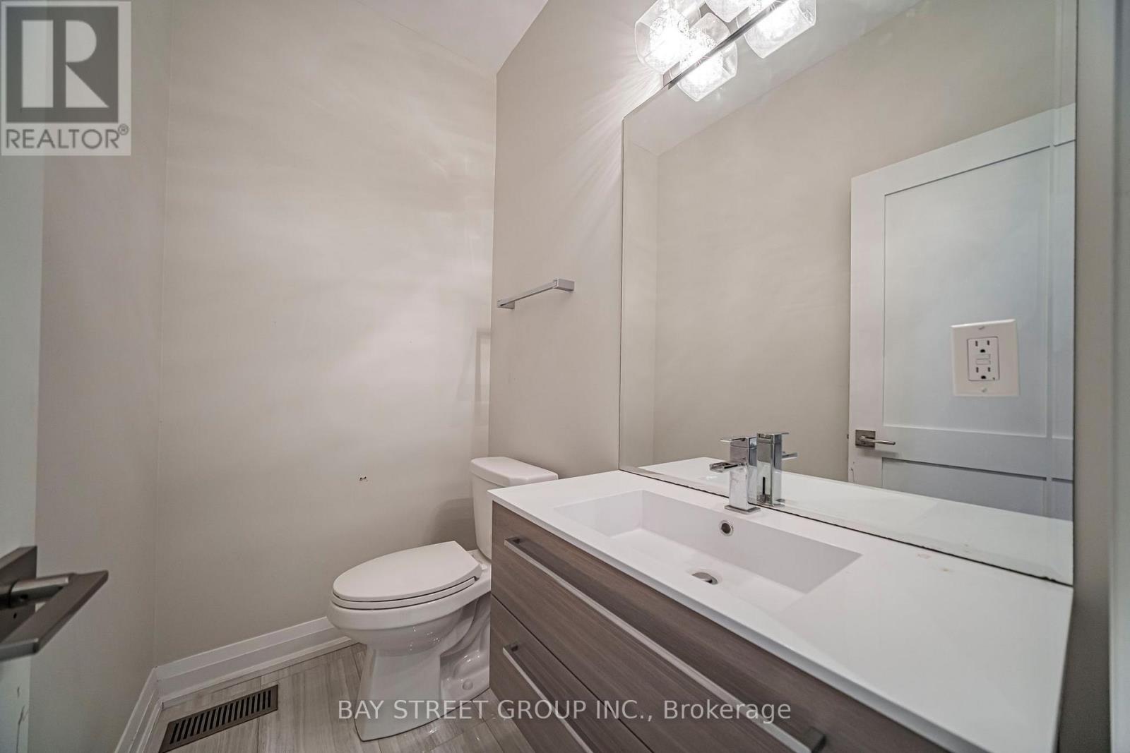 428 Brownfield Gardens, Toronto, ON photo 13