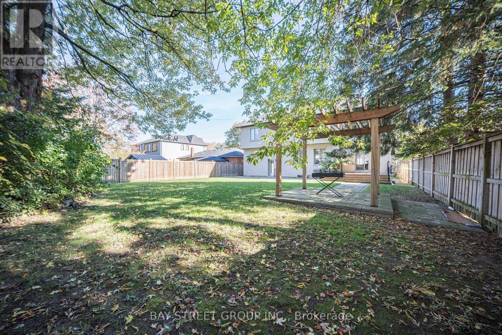 428 Brownfield Gardens, Toronto, ON photo 3