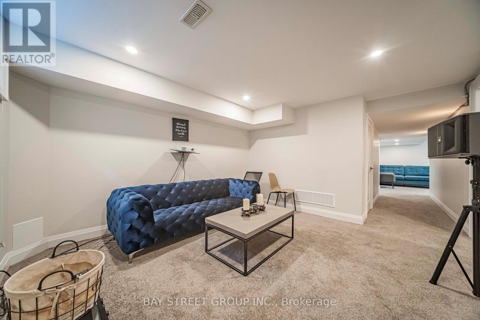 428 Brownfield Gardens, Toronto, ON photo 32