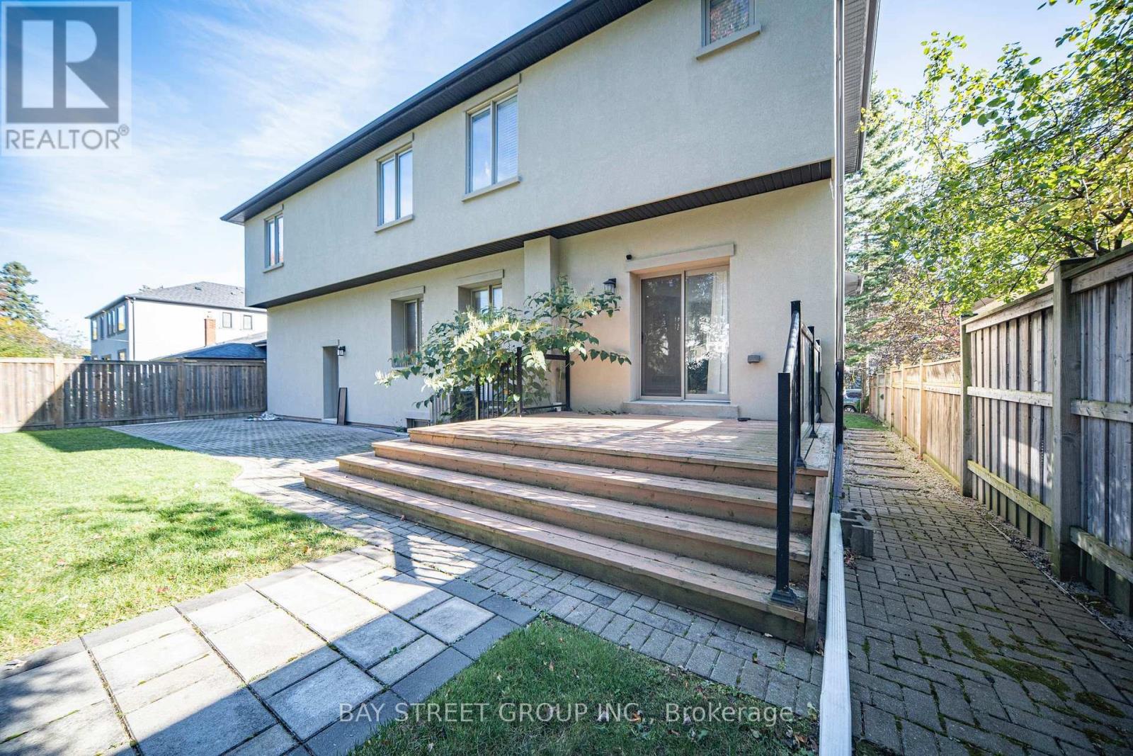 428 Brownfield Gardens, Toronto, ON photo 4