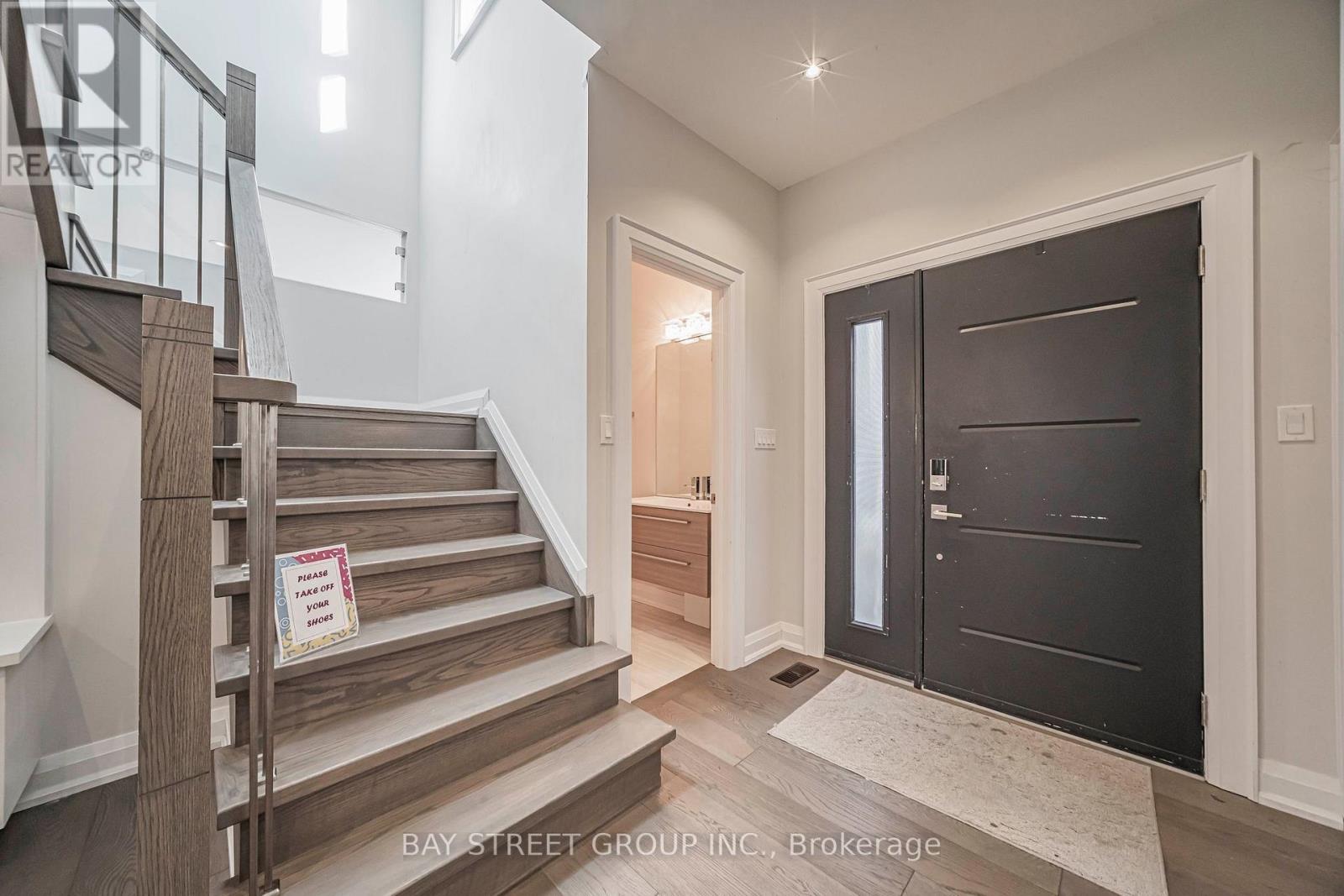 428 Brownfield Gardens, Toronto, ON photo 5