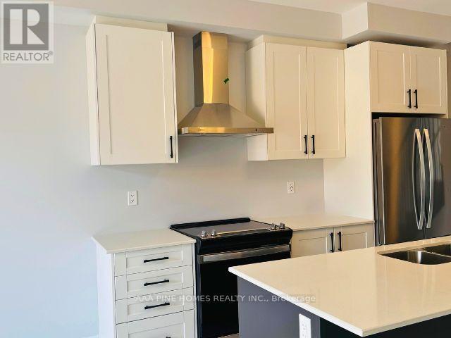 2833 Whites Road, Pickering, ON photo 2