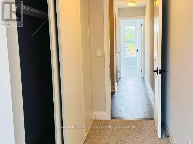 2833 Whites Road, Pickering, ON photo 5