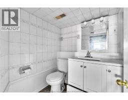 2379 George, Windsor, ON N8W4M3 Photo 27